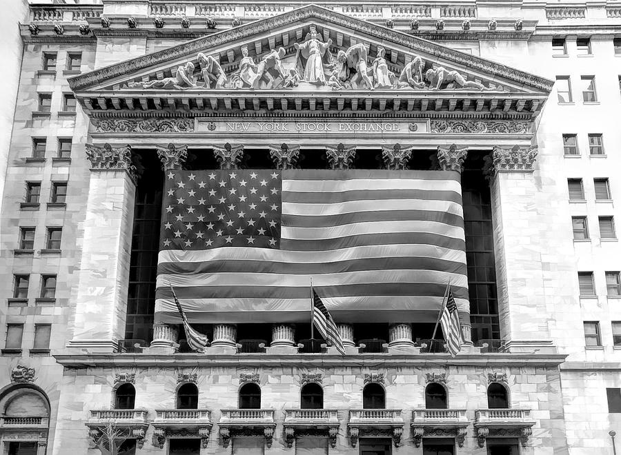 new-york-stock-exchange-flag